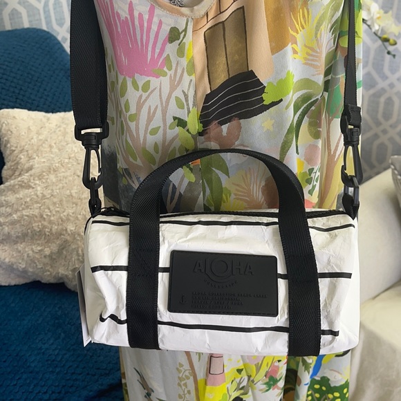 Aloha Handbags - ❤️❤️SOLD❤️🥵ALOHA Mini Duffle Bag 3in 1